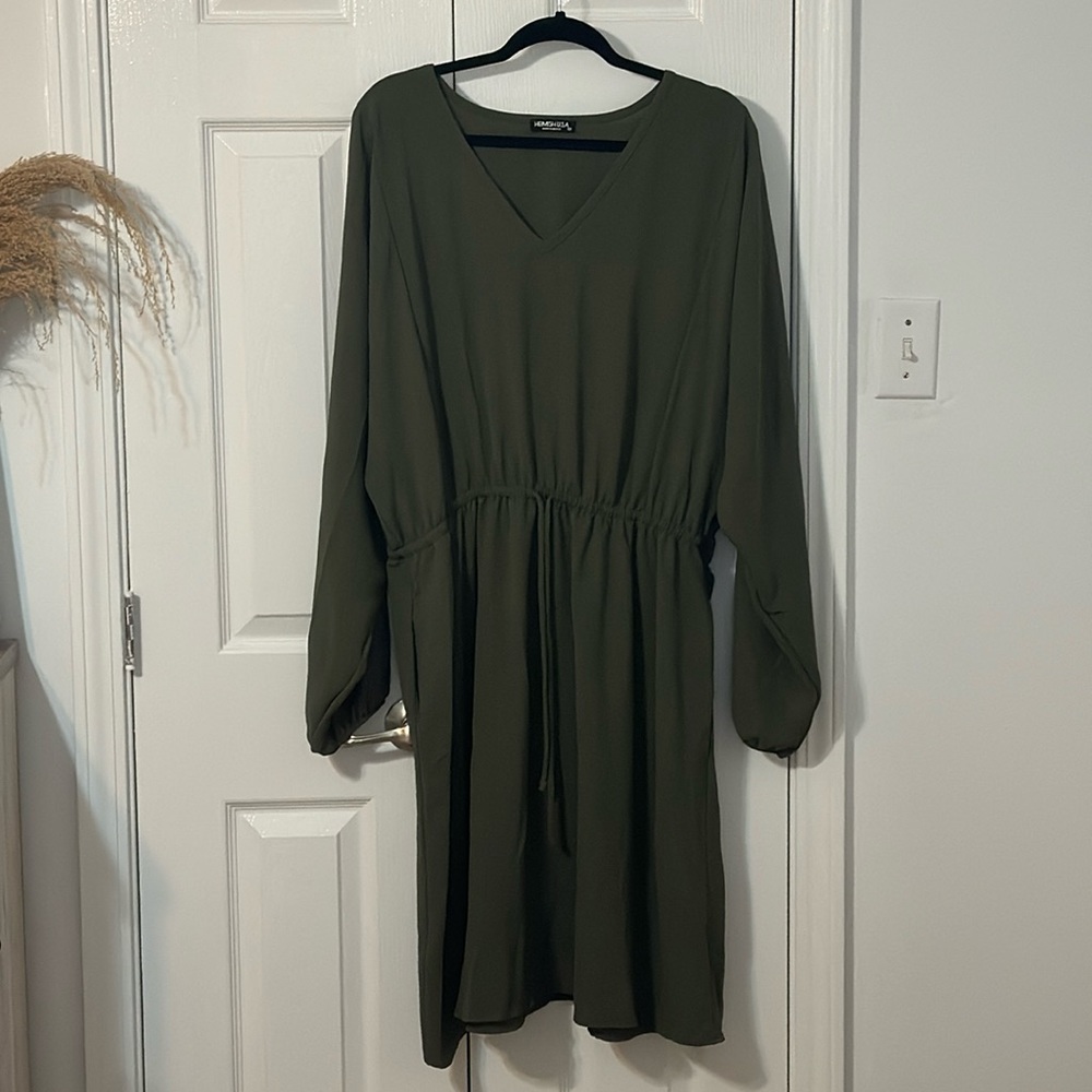 Hemish U.S.A. Dress size 2XL